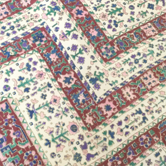 Table Linen Small Runner - Picture 2 of 3